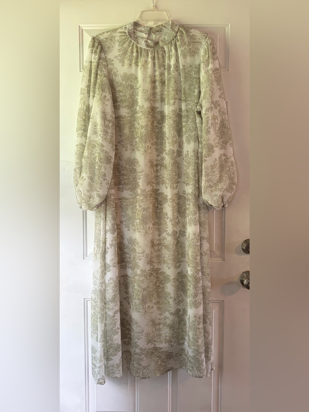 Botanical & Animal Print Puff Sleeve sheer lined Maxi dressSage XXL cottagecore